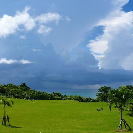 Tsundara Beach Retreat Ishigaki  ภายนอก รูปภาพ