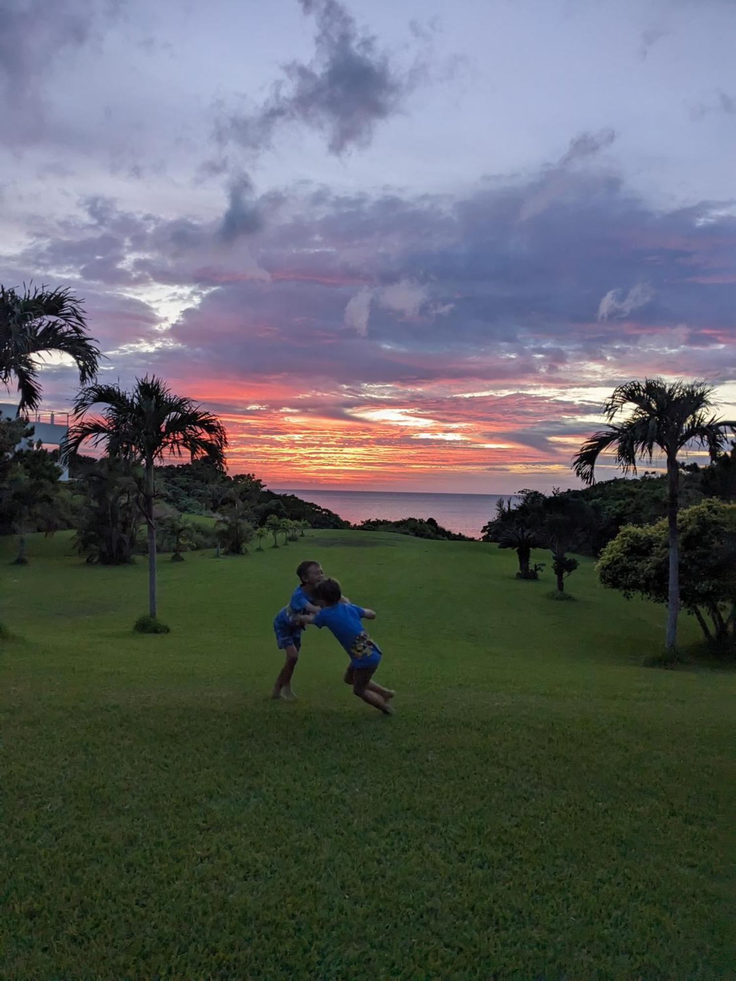 Tsundara Beach Retreat Ishigaki  ภายนอก รูปภาพ